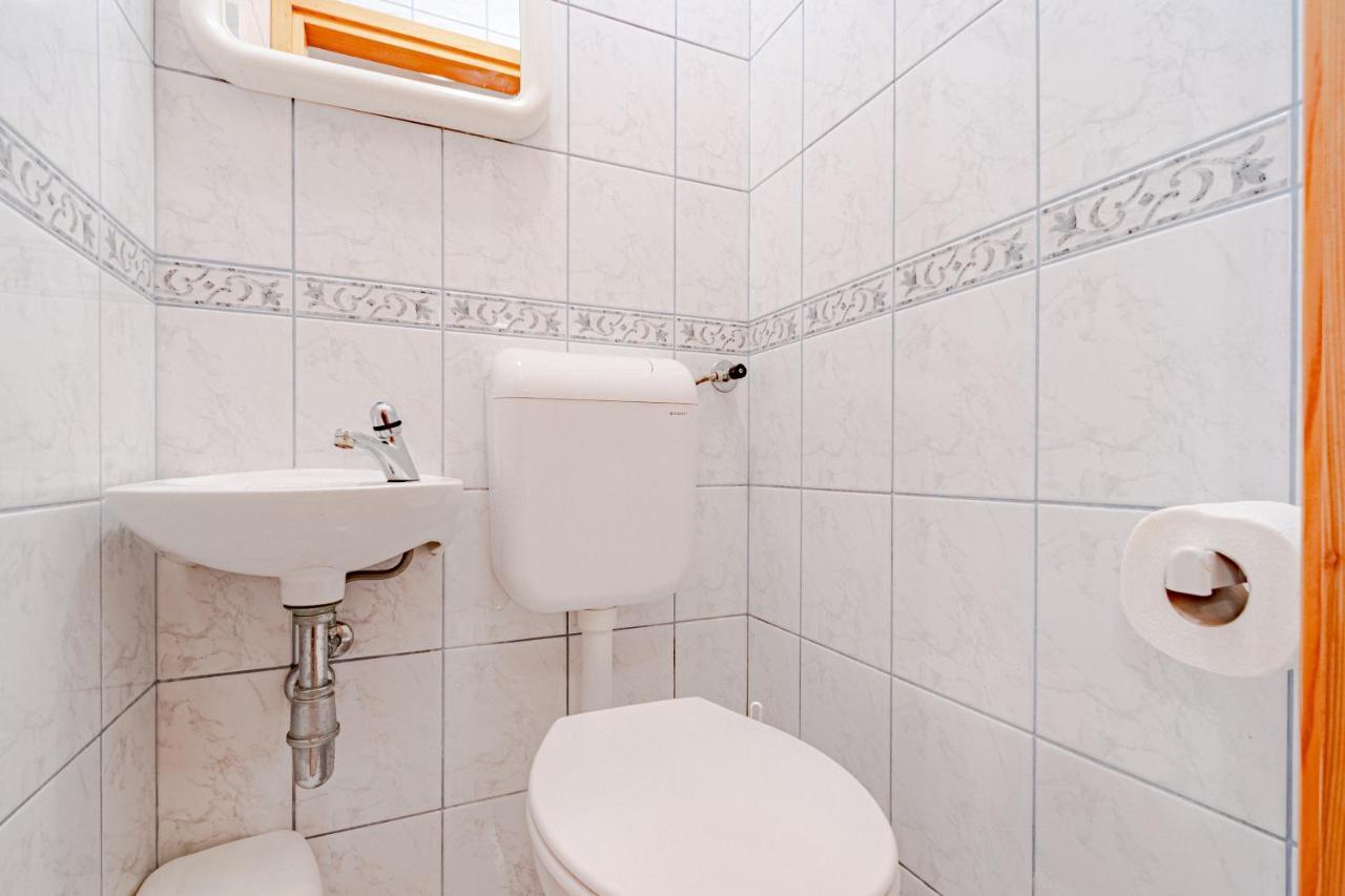 Apartment Ruzica Zrnovo Buitenkant foto